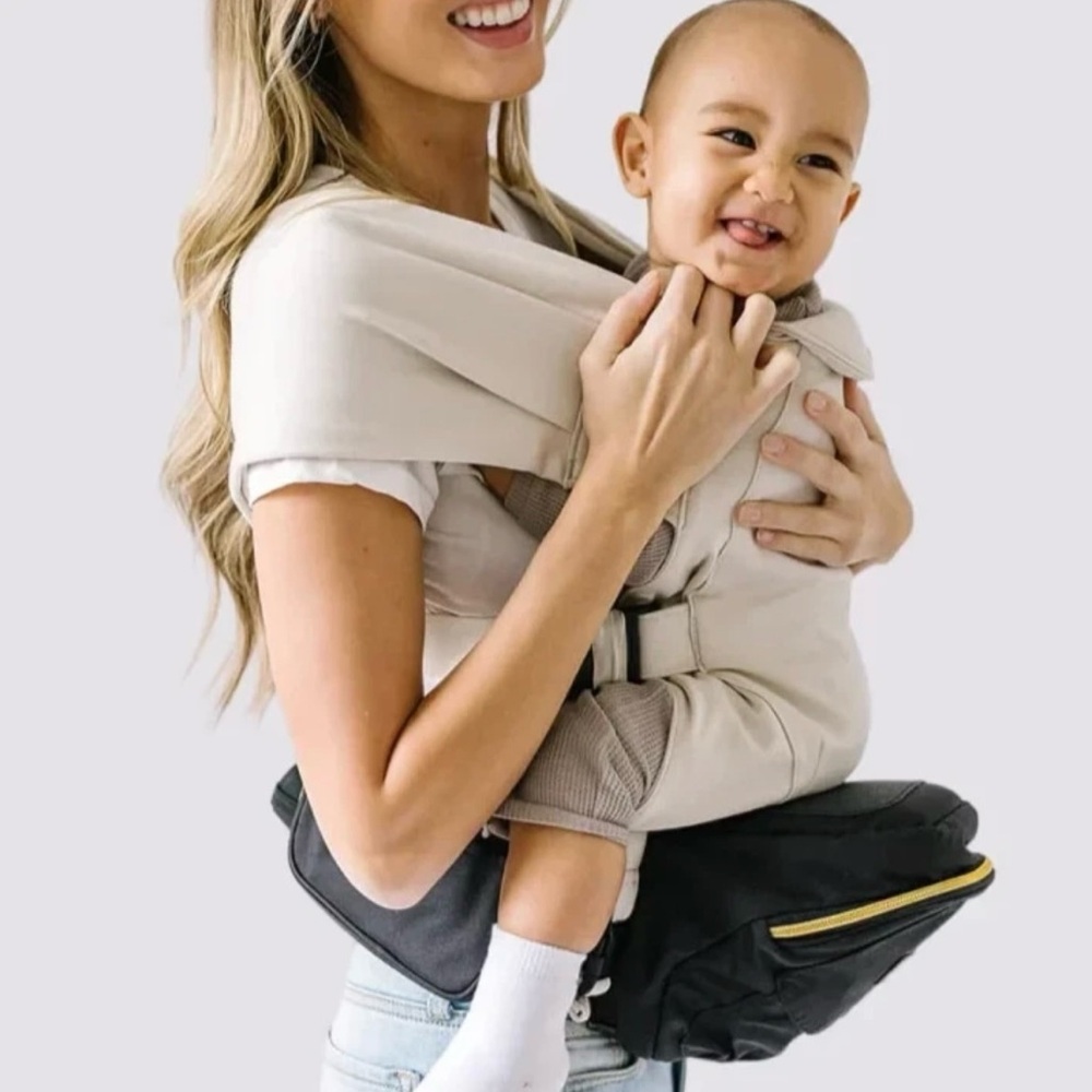 Tushbaby Snug Attachment - Cream